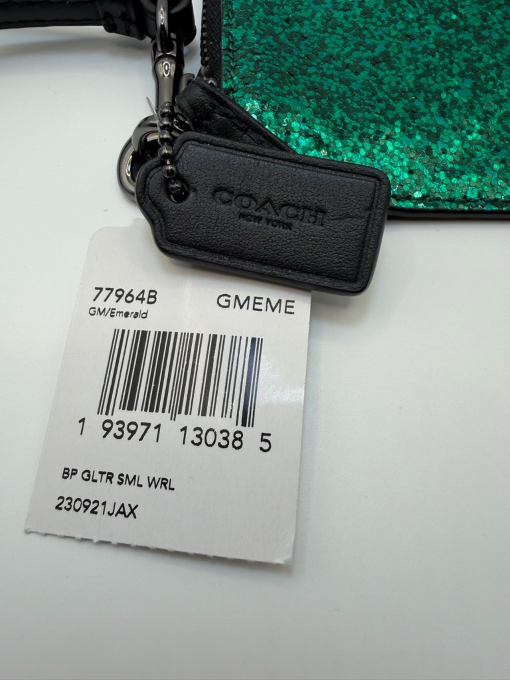 Coach Large Wristlet Emerald Green Glitter Zip Pouch NWT 77964B Statement Piece - Picture 10 of 11